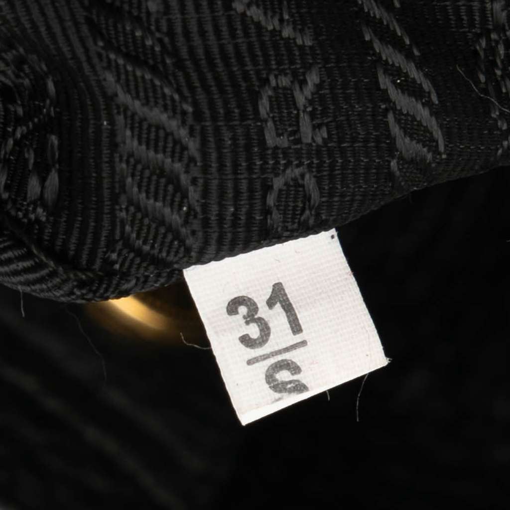 Prada Vitello Daino Open Convertible Tote - Detail 2