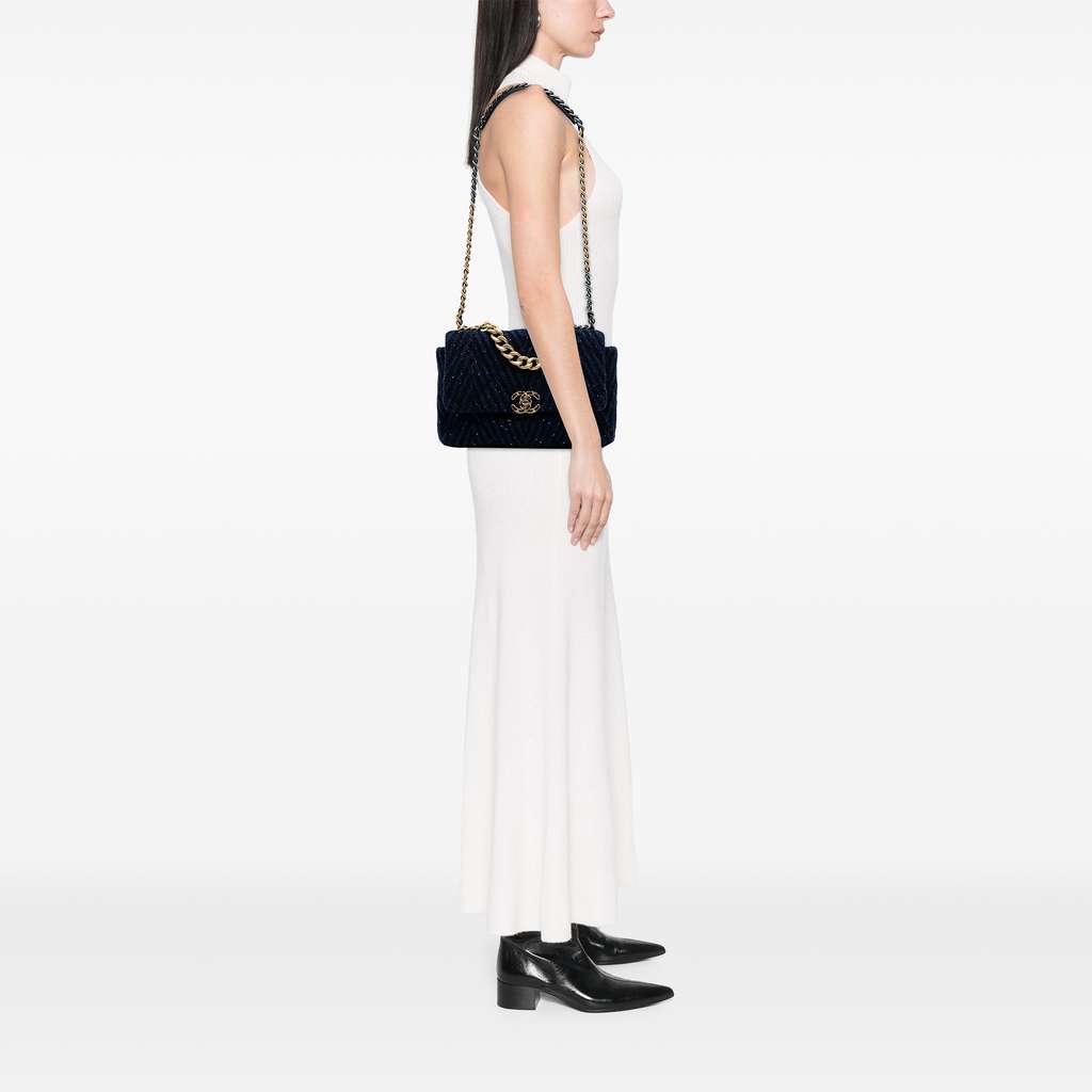 Chanel Large Chevron Tweed Sequin 19 Flap - Detail 2