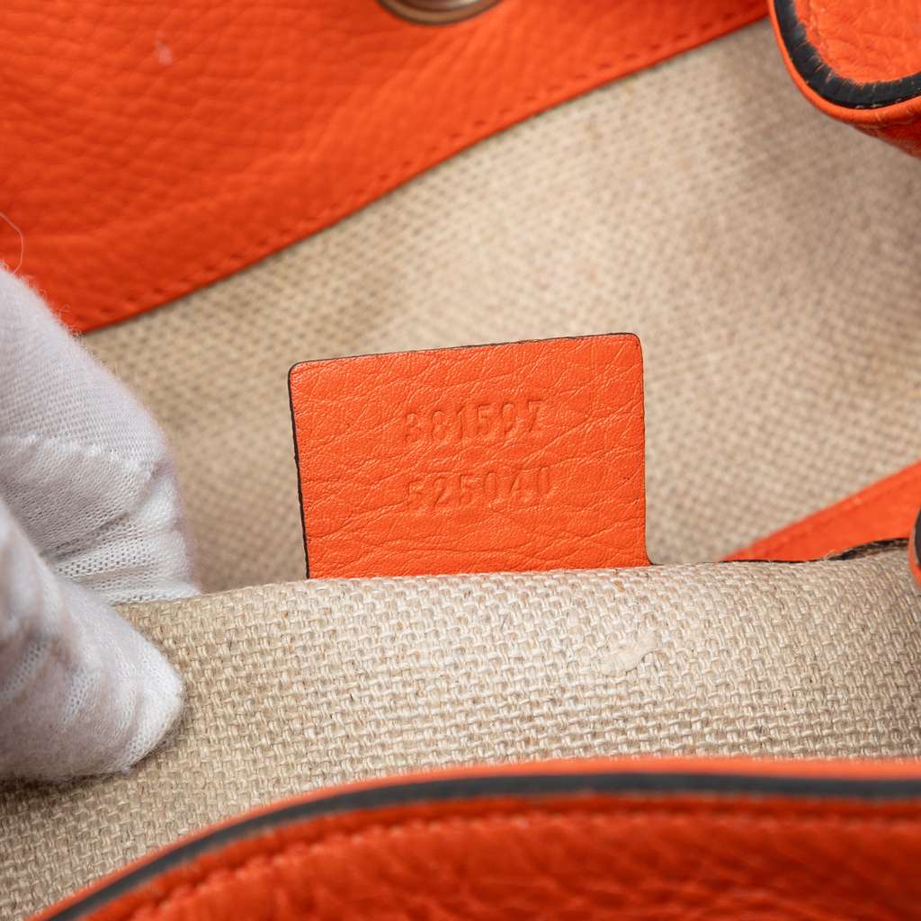 Gucci GG Canvas Drawstring Bucket Bag - Detail 1