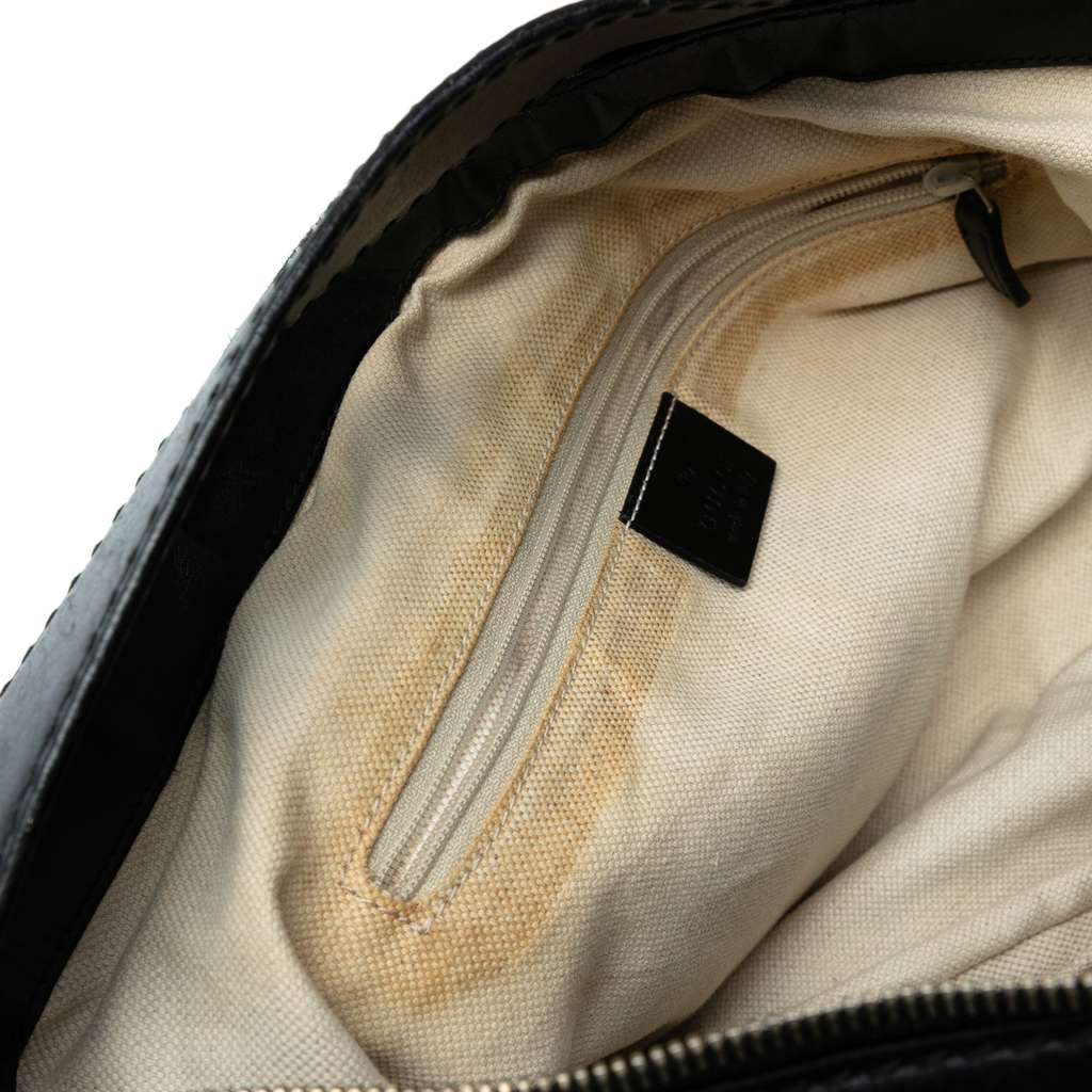 Gucci GG Canvas Sukey Shoulder Bag - Detail 2