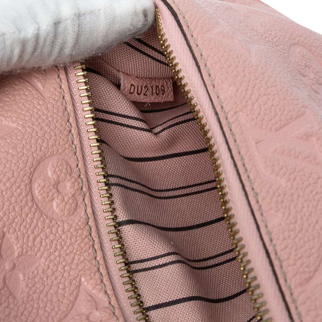 Louis Vuitton Monogram Empreinte Pochette Metis - Detail 1
