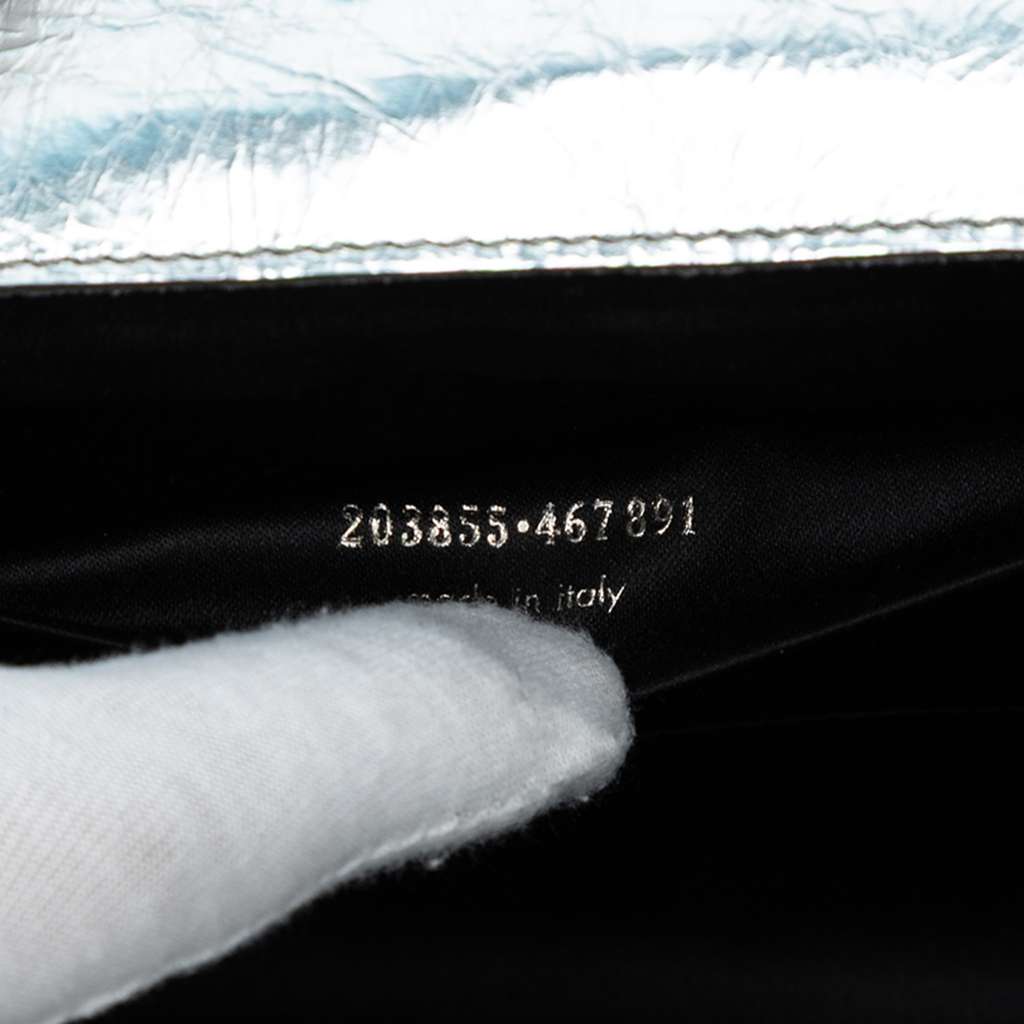 Saint Laurent Large Textured Metallic Calfskin Monogram Belle De Jour Clutch - Detail 1