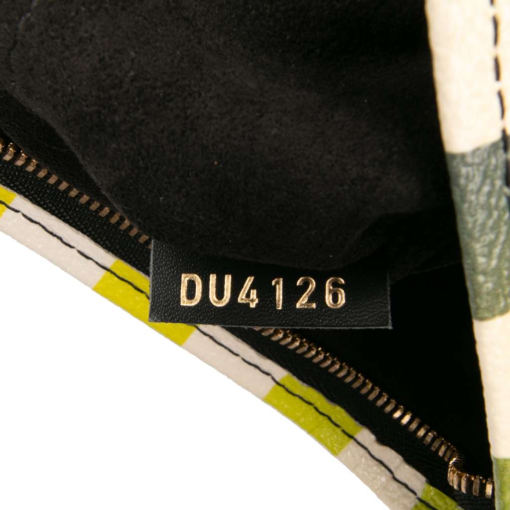 Louis Vuitton Damier Race Toiletry Pouch 26 - Detail 1