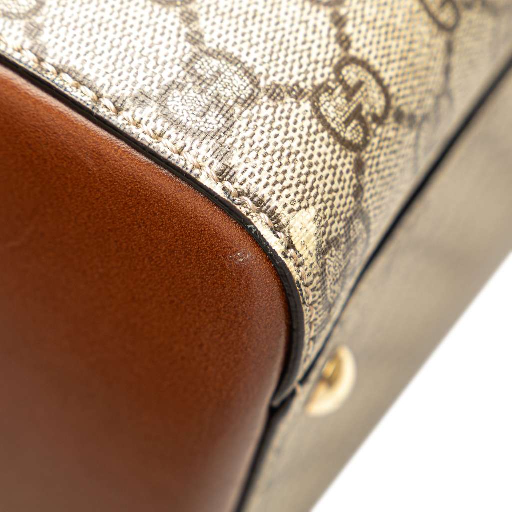 Gucci Medium GG Supreme Satchel - Detail 2