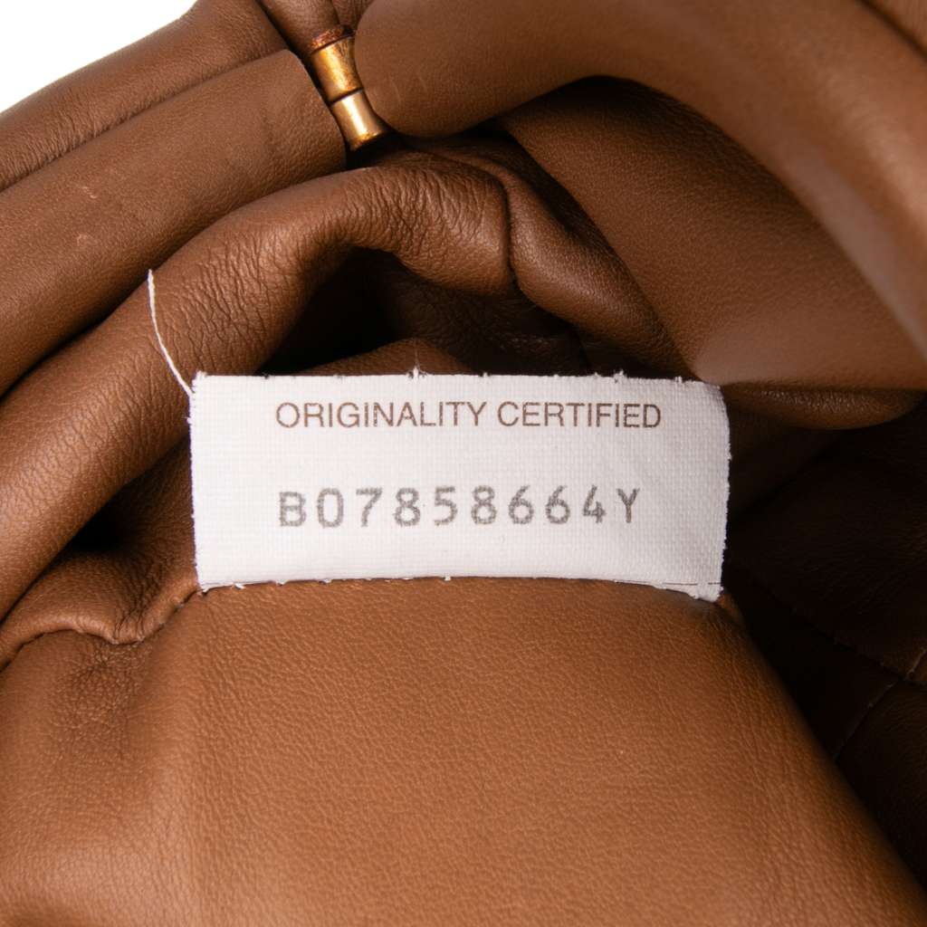 Bottega Veneta Lambskin The Mini Pouch - Detail 1