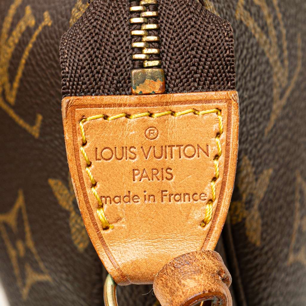 Louis Vuitton Monogram Pochette Accessoires - Side view