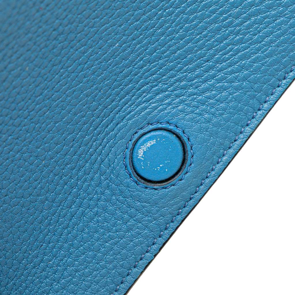 Prada Vitello Daino Flap Crossbody - Image 11