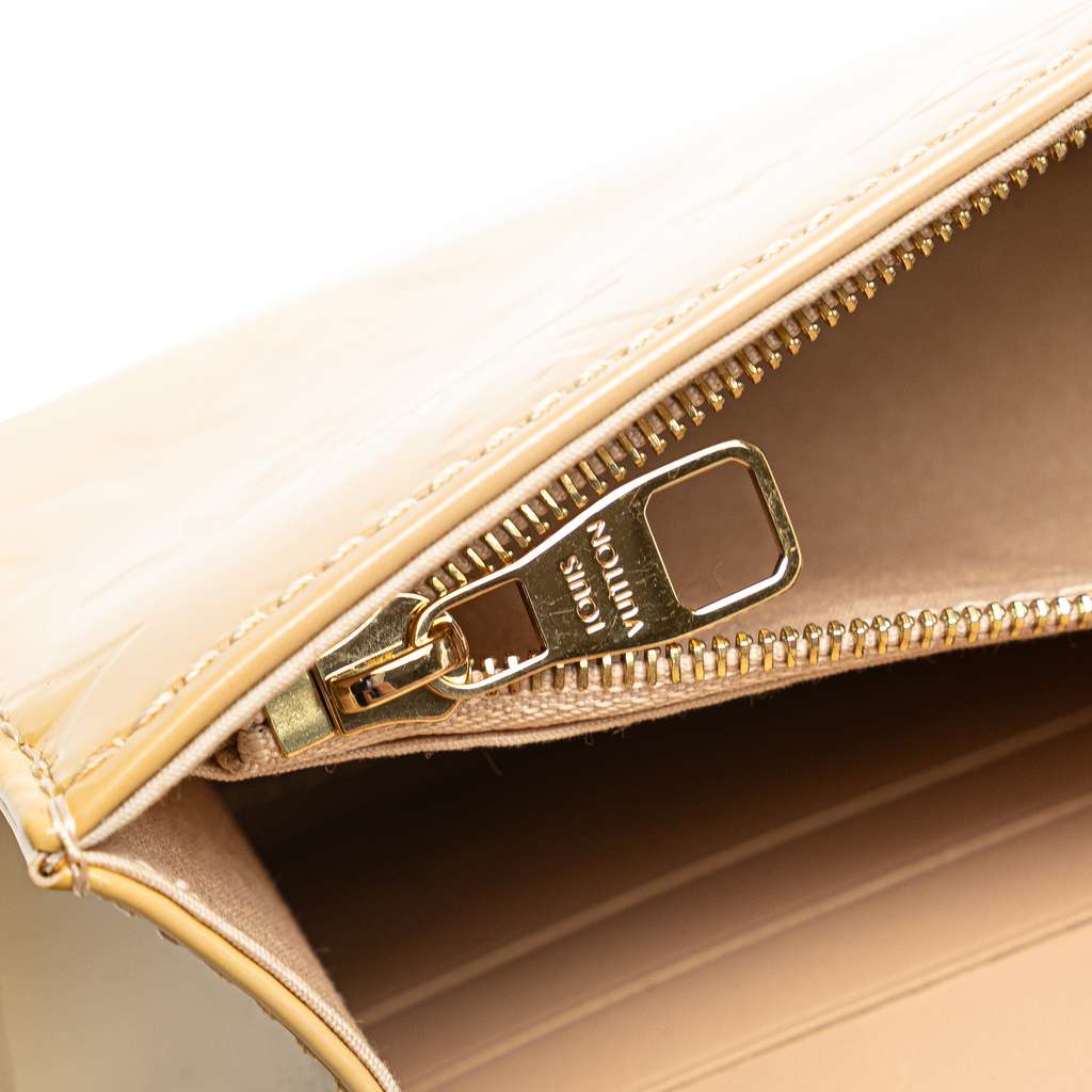 Louis Vuitton Monogram Vernis Ana - Detail 2