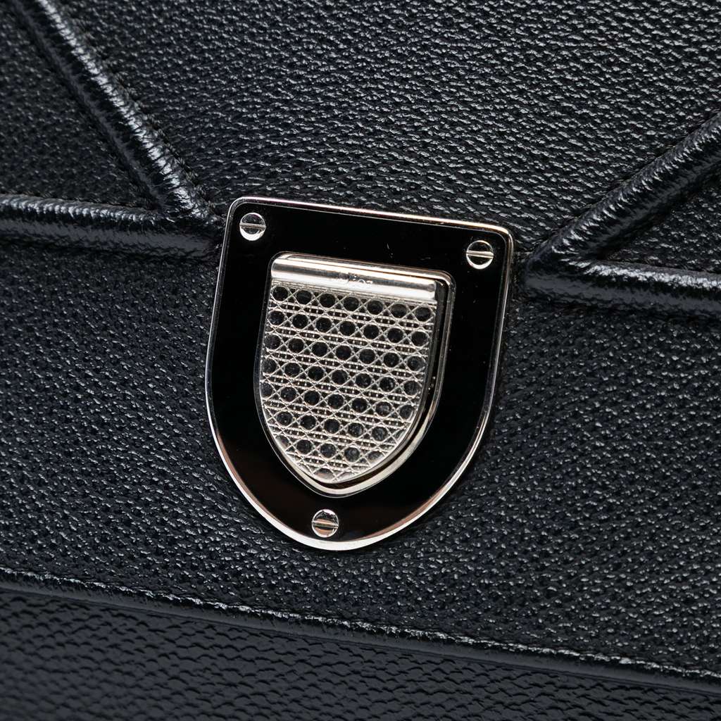 Dior Large Grained Calfskin Diorama Flap - Detail 2