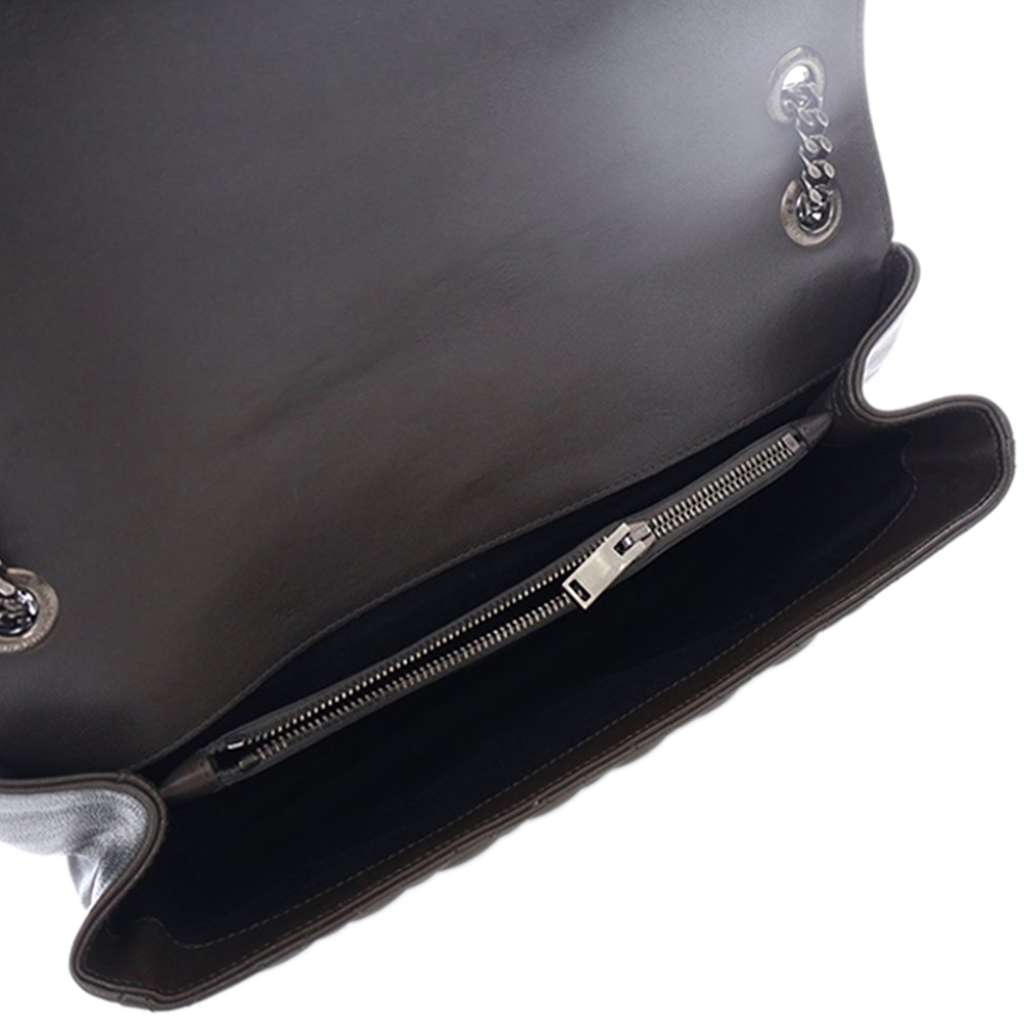 Saint Laurent Large Triquilt Leather Monogram Envelope Bag - Image 10