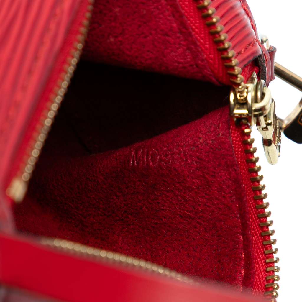 Louis Vuitton Epi Pochette Papillon - Detail 1