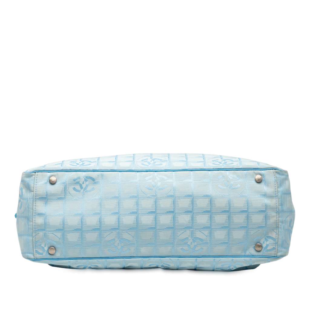 Chanel New Travel Line Nylon Tote - Image 6