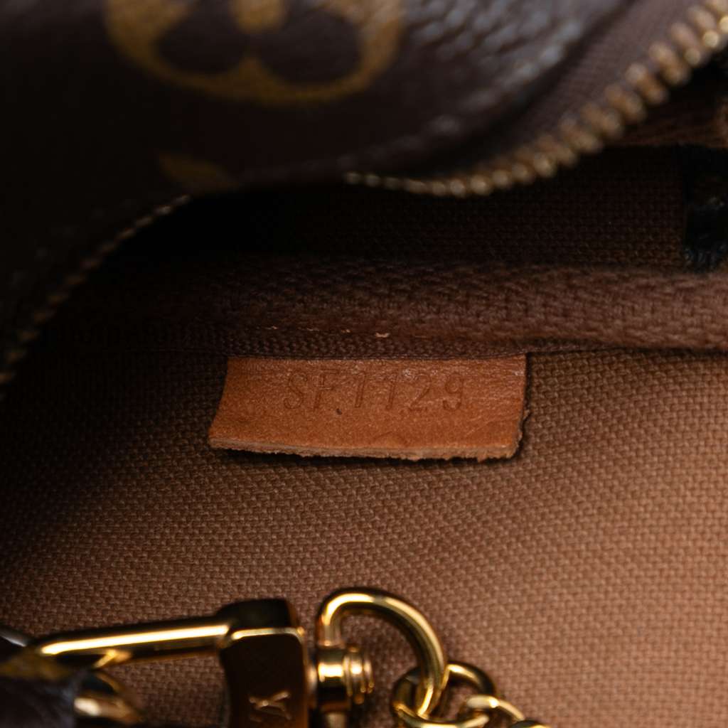 Louis Vuitton Monogram Mini Pochette Accessoires - Detail 1