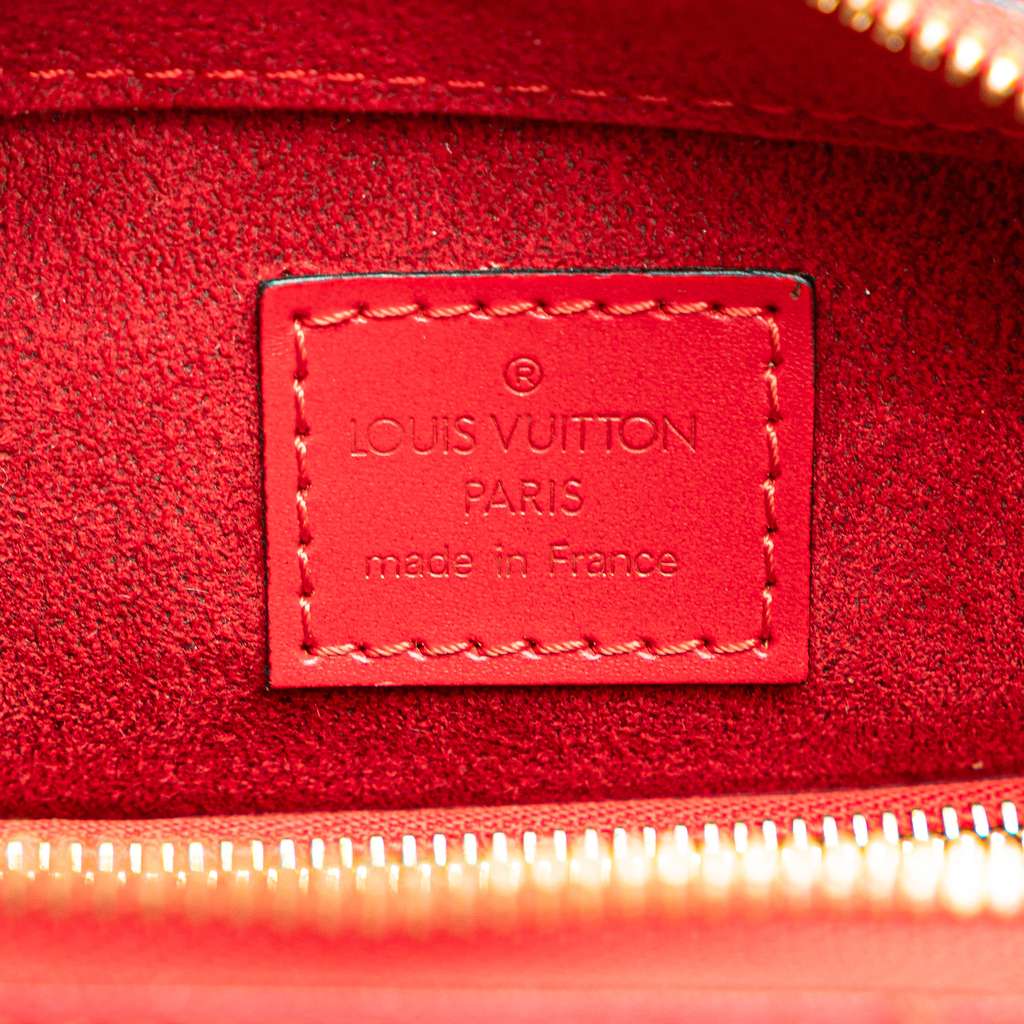 Louis Vuitton Epi Pont Neuf - Side view