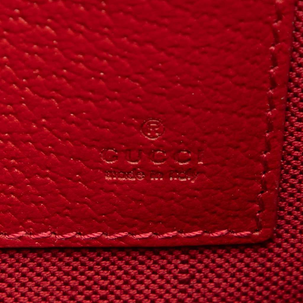 Gucci Small Bicolor GG Supreme Pouch - Side view
