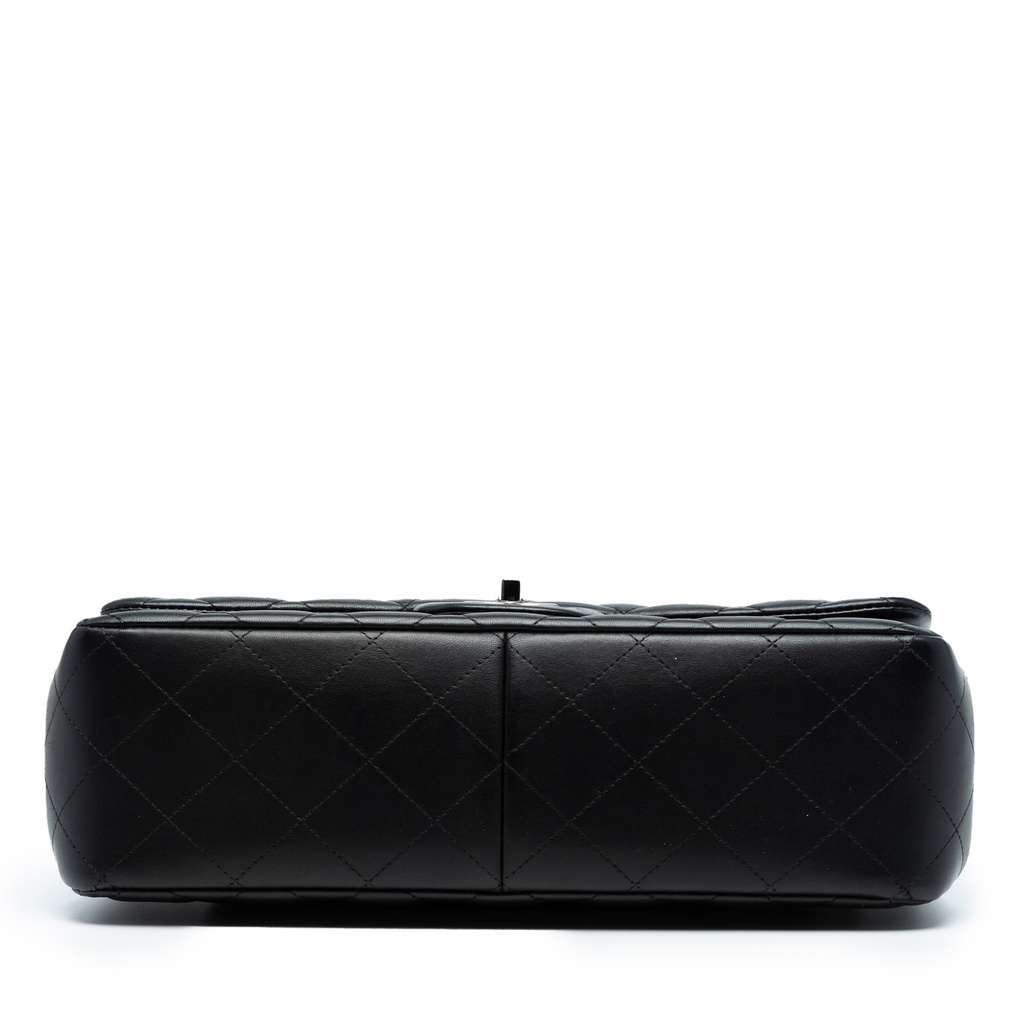 Chanel Jumbo Classic Lambskin Double Flap - Image 6