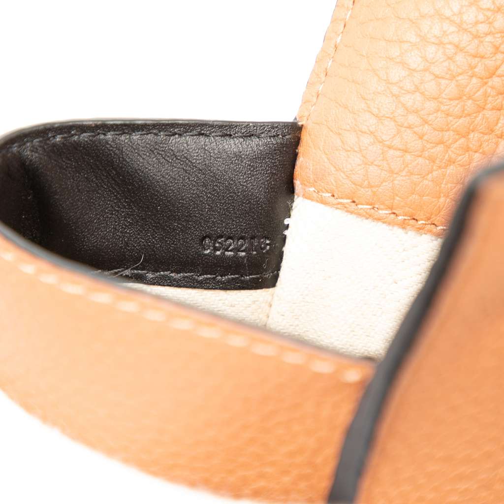 Loewe Soft Grained Calfskin Vertical T Pocket Crossbody - Detail 1