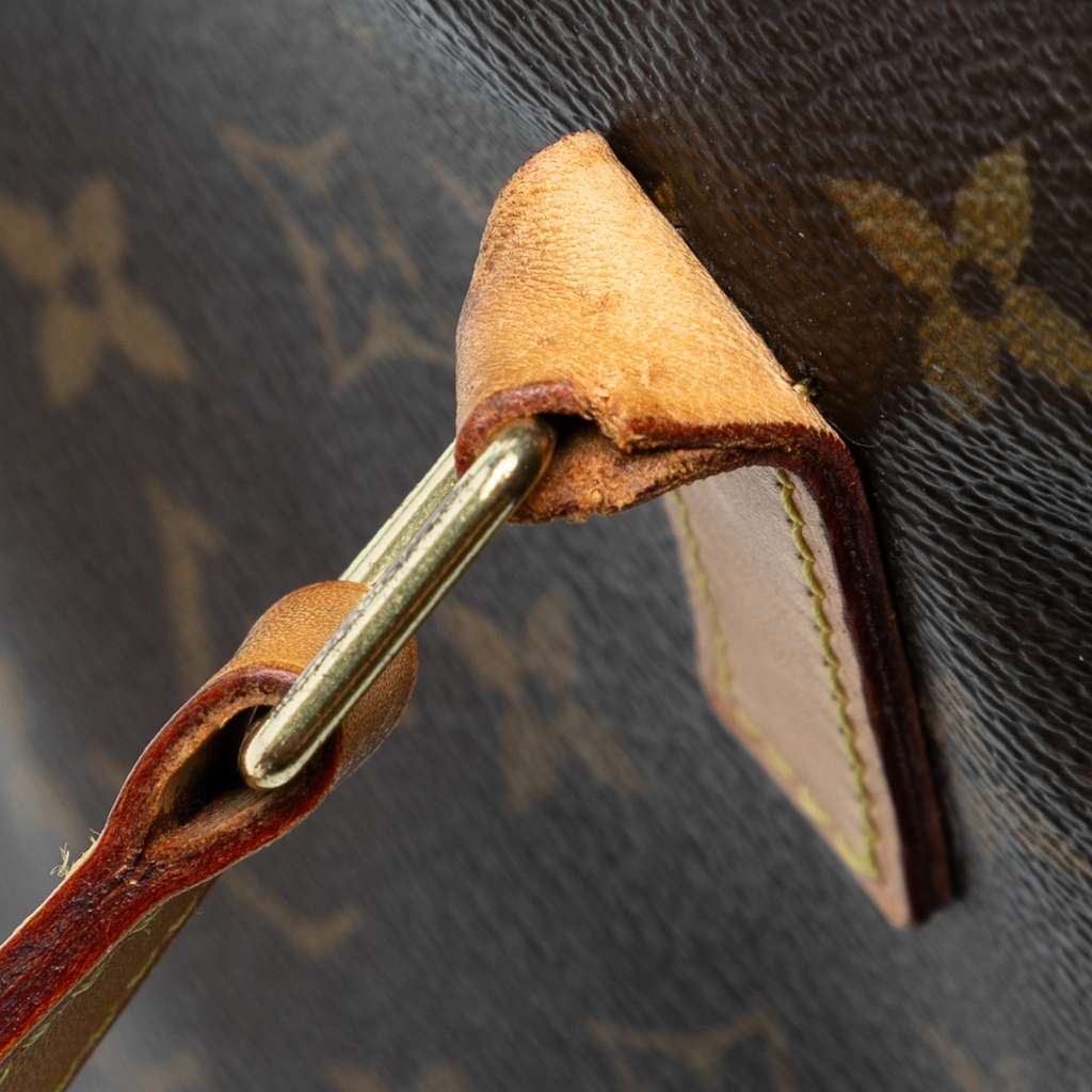 Louis Vuitton Monogram Cabas Mezzo - Detail 2