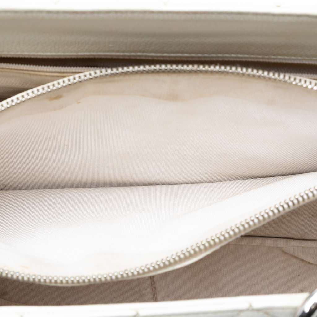 Chanel Caviar Grand Shopping Tote - 4