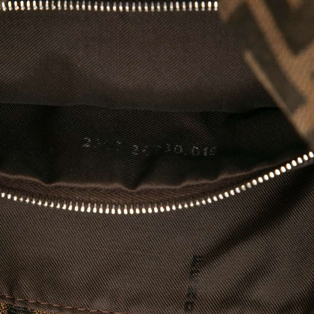 Fendi Zucca Canvas Shoulder Bag - Detail 1