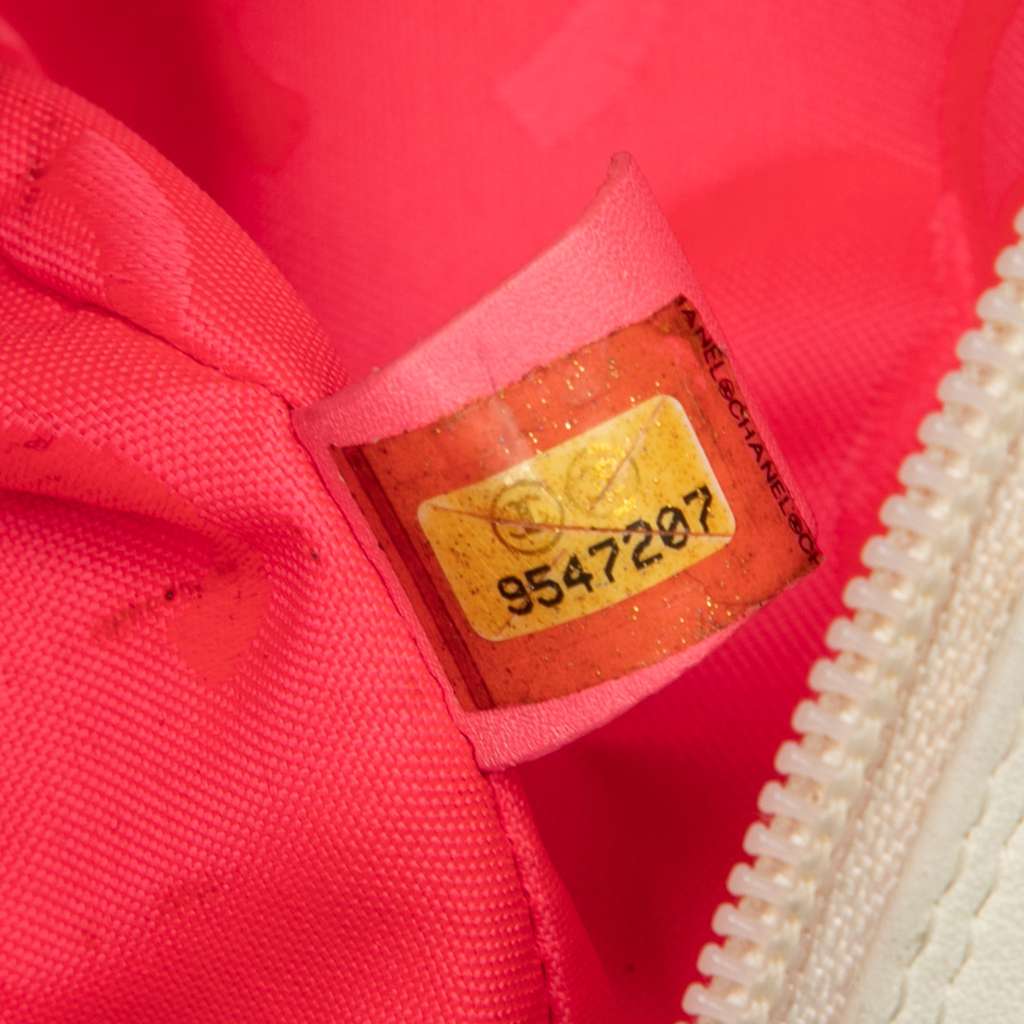 Chanel Lambskin Cambon Ligne Pochette - Detail 1