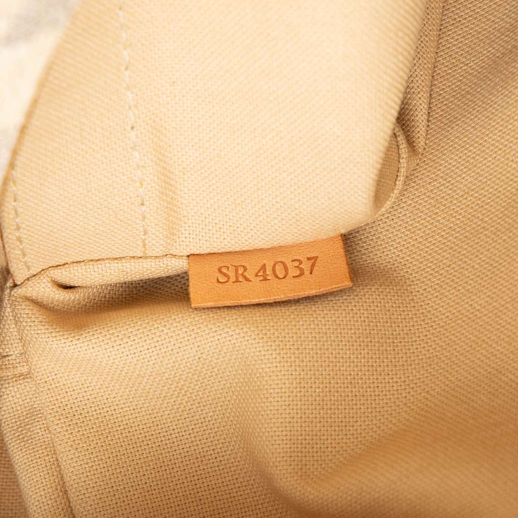 Louis Vuitton Damier Azur Naviglio - Detail 1