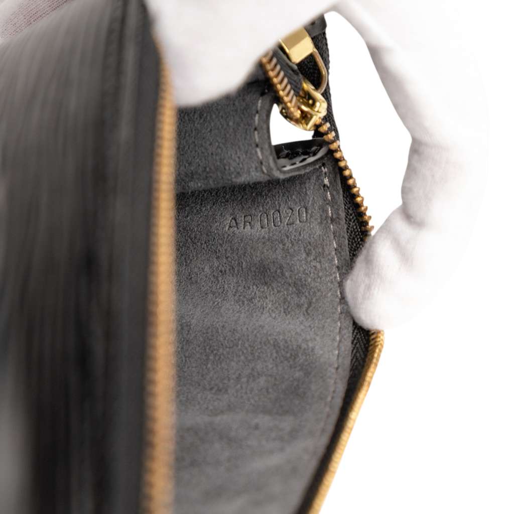 Louis Vuitton Epi Pochette Accessoires - Side view