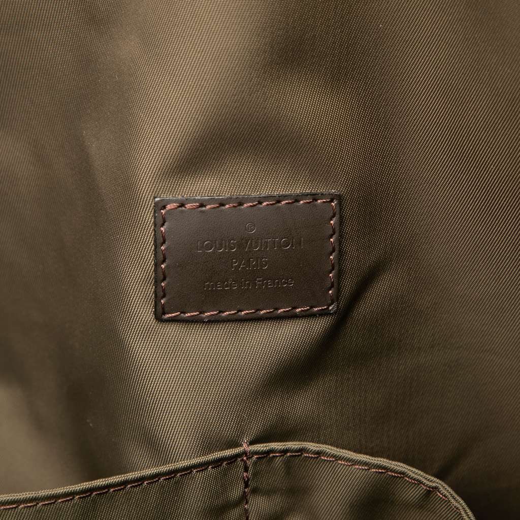 Louis Vuitton Damier Geant Souverain - Side view