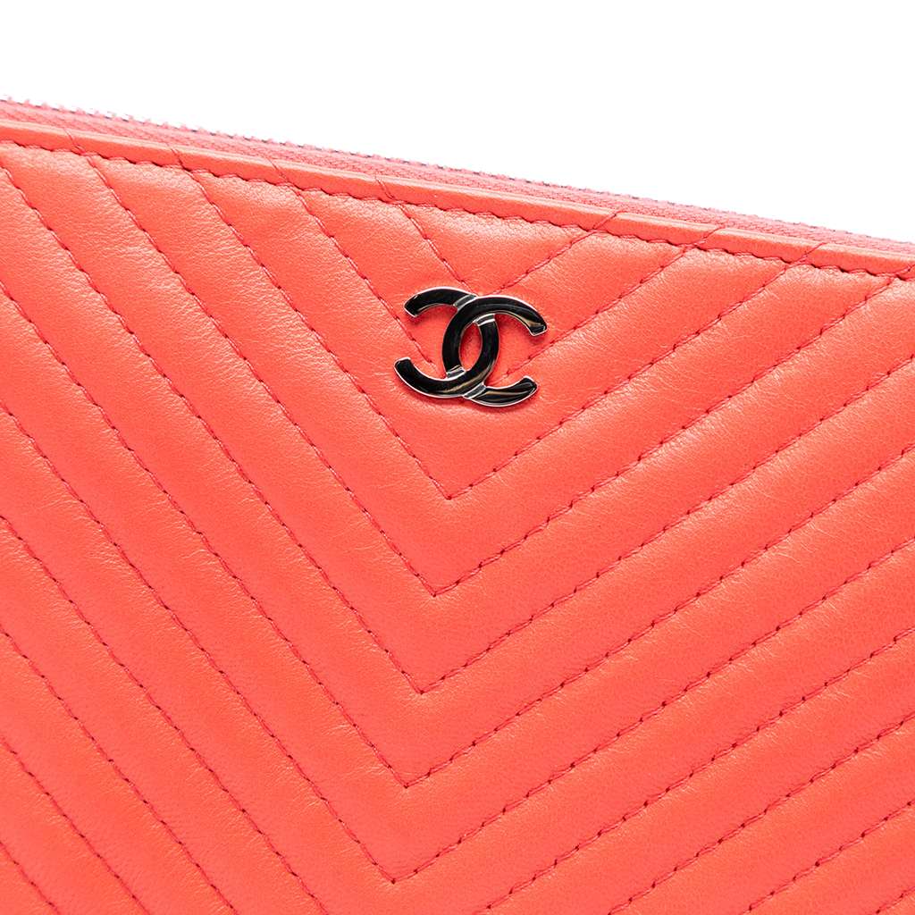 Chanel CC Chevron Calfskin Zip Clutch - 5
