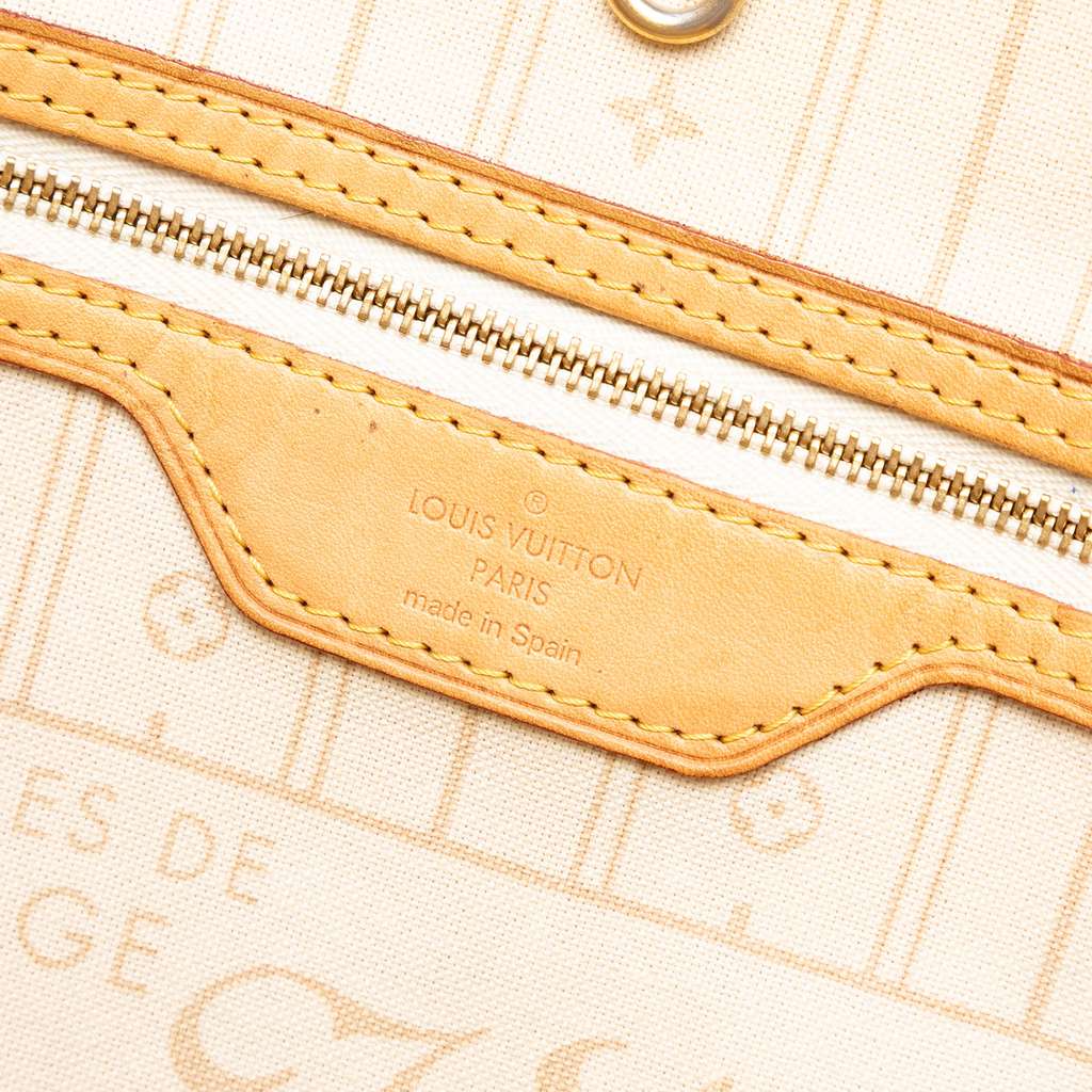 Louis Vuitton Damier Azur Neverfull MM - Side view