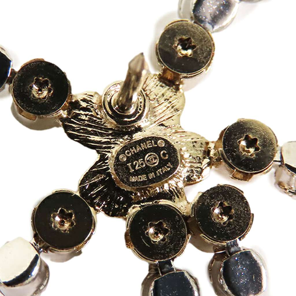 Chanel Gold Plated Rhinestone Embellished Ribbon Marine Brooch - Detail 1