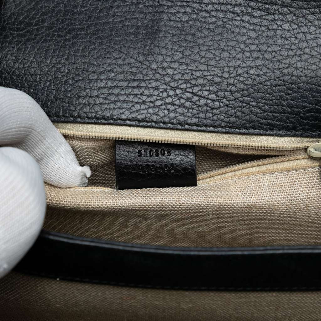 Gucci Medium Dollar Calfskin Interlocking G Crossbody - Detail 1