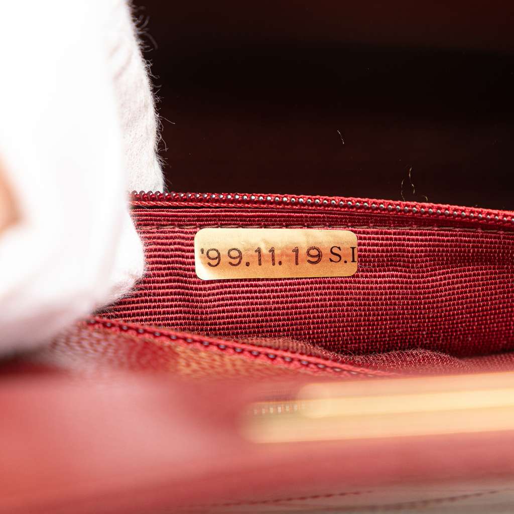 Chanel Reissue 2.55 Quilted Caviar Top Handle Flap - Detail 2