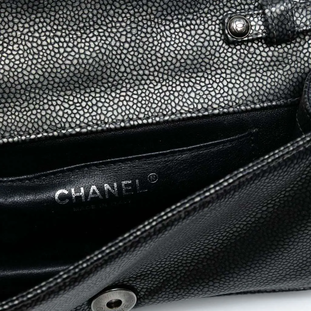 Chanel CC Metallic Caviar Interlaced Chain Clutch on Strap Black Leather Very good - Box View