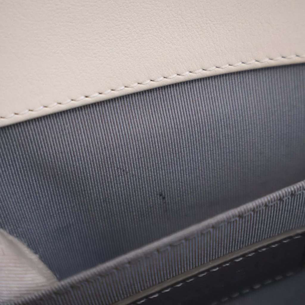 Chanel Old Medium Chevron Lambskin Boy Flap - Image 12