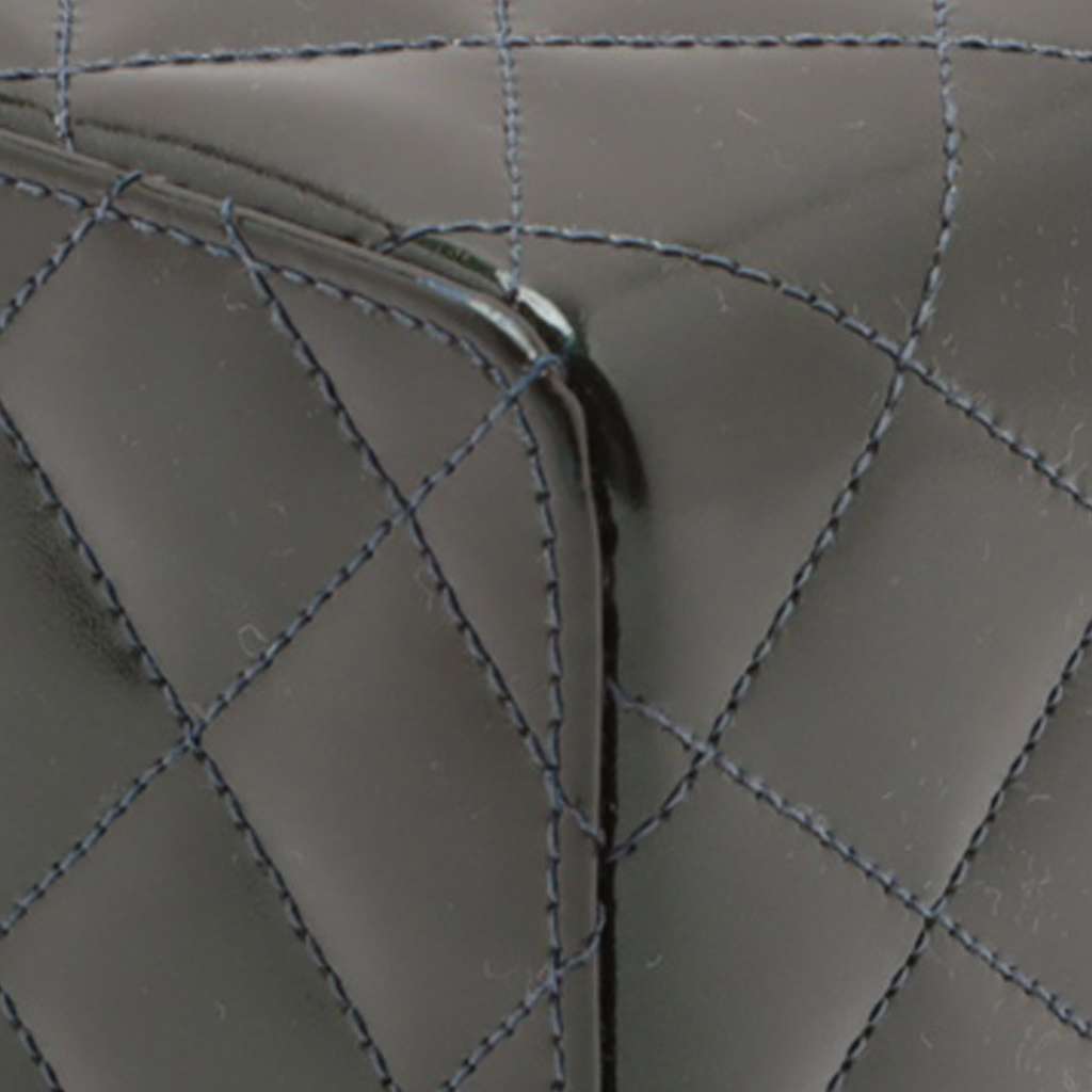 Chanel Quilted Patent Vanity Box - Image 13