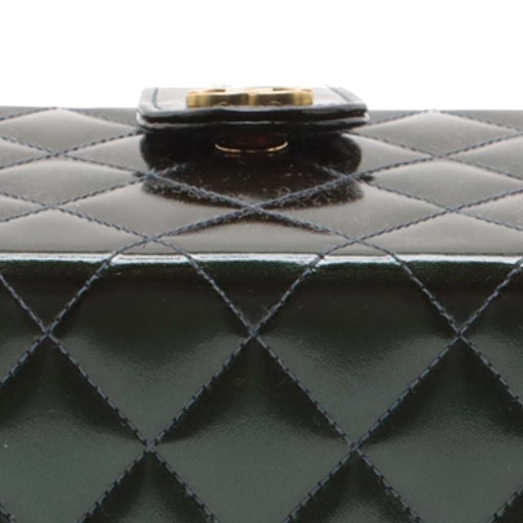 Chanel Quilted Patent Vanity Box - Image 11