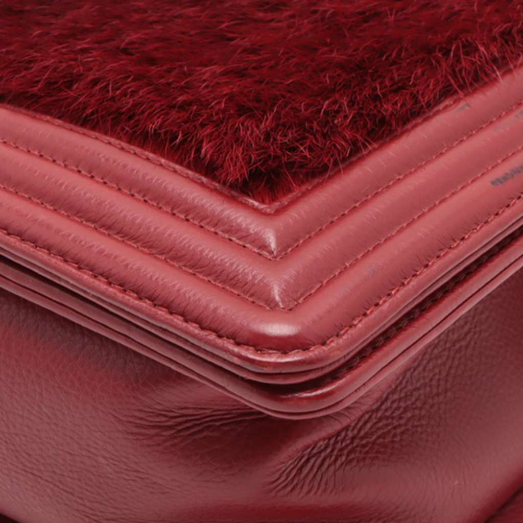 Chanel Old Medium Lambskin and Fur Boy Flap - Detail 2