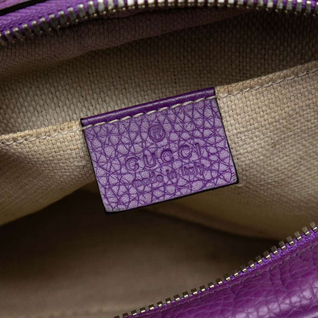 Gucci Metallic Leather Soho Disco Crossbody - Side view