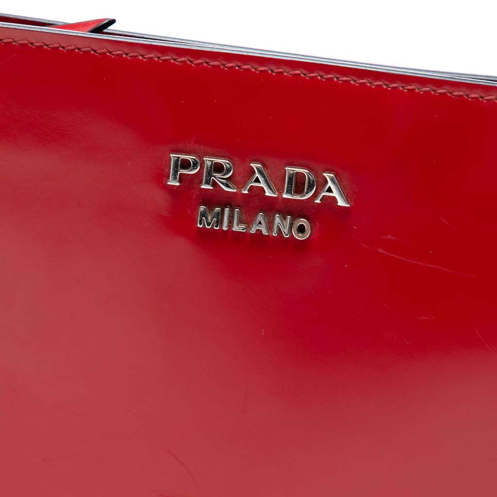 Prada Spazzolato Sidonie Chain Crossbody - Side view