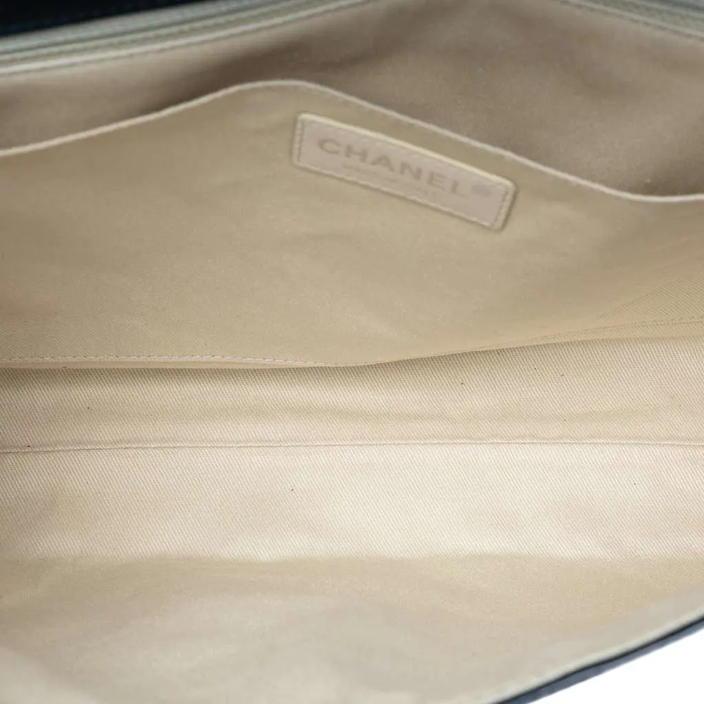 Chanel Quilted Patent In The Business Flap Blue Leather Very good - Model View
