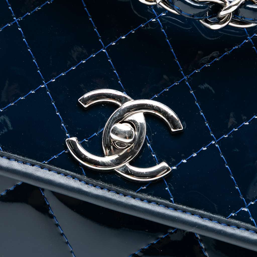 Chanel Quilted Patent In The Business Flap - Detail 1