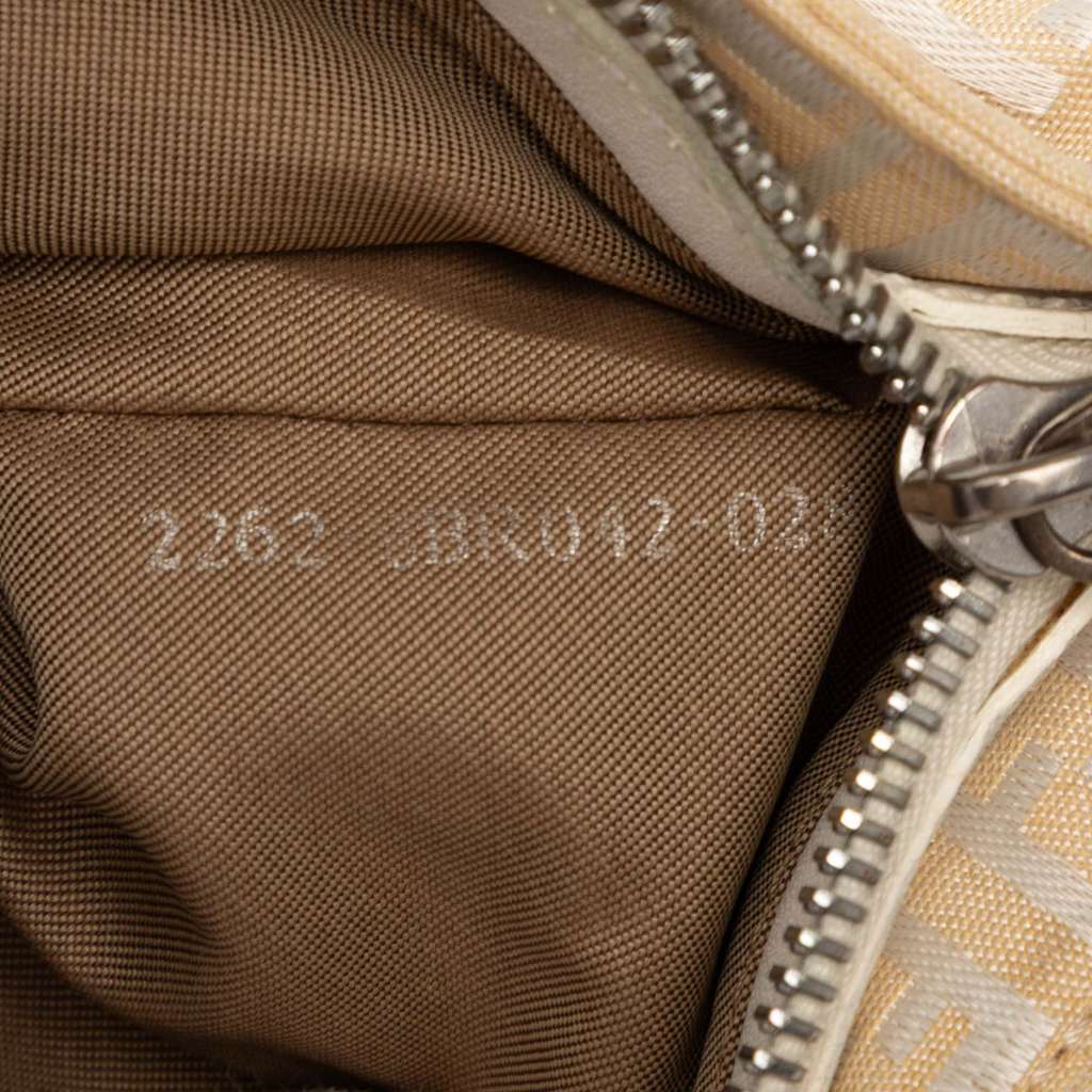 Fendi Zucchino Canvas Pochette - Detail 1