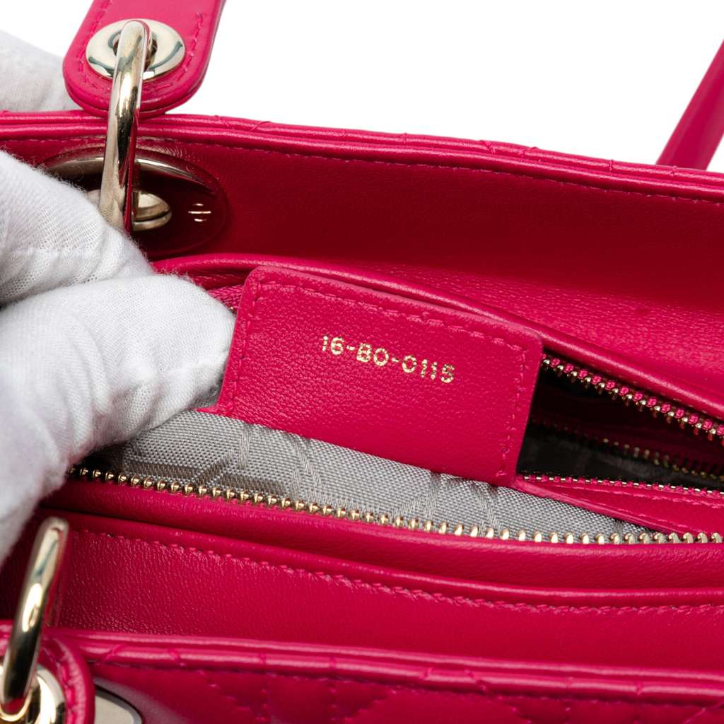 Dior Medium Lambskin Cannage Lady Dior - Detail 1