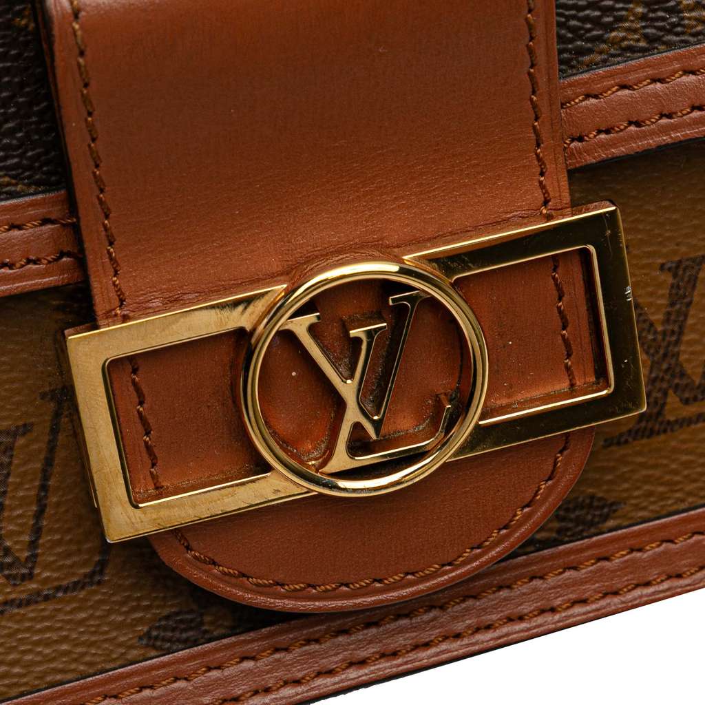 Louis Vuitton Monogram Reverse Dauphine Wallet on Chain - Detail 1