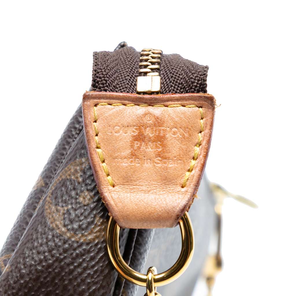 Louis Vuitton Monogram Mini Pochette Accessoires - Detail 1