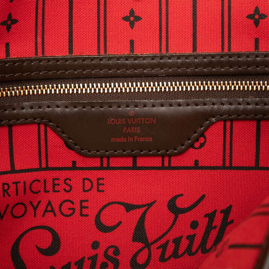 Louis Vuitton Damier Ebene Neverfull PM - Side view