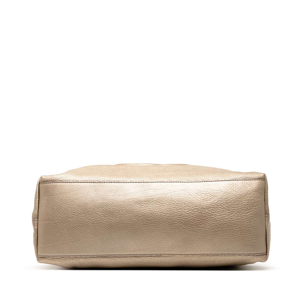 Gucci Medium Leather Soho Chain Tote - Image 6