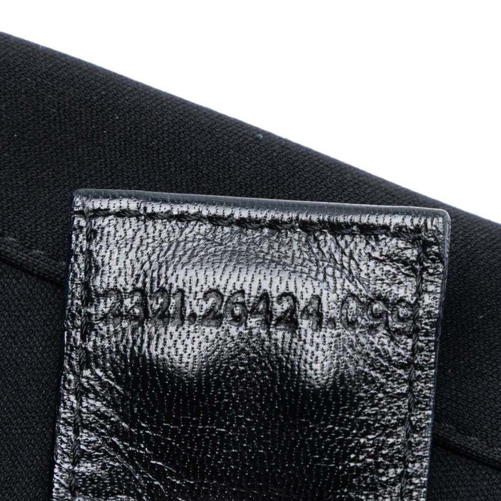 Fendi Neoprene Baguette - Detail 1