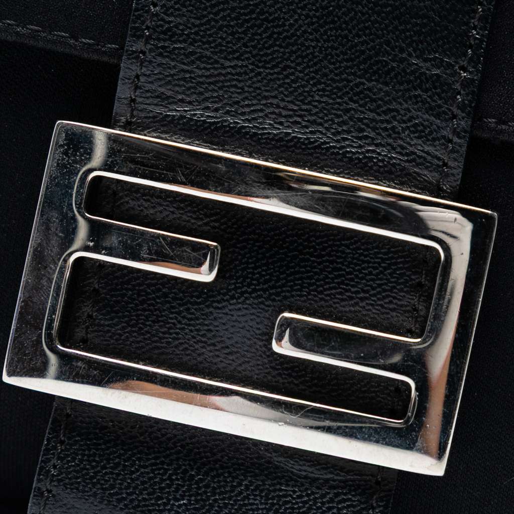 Fendi Neoprene Baguette - Detail 2